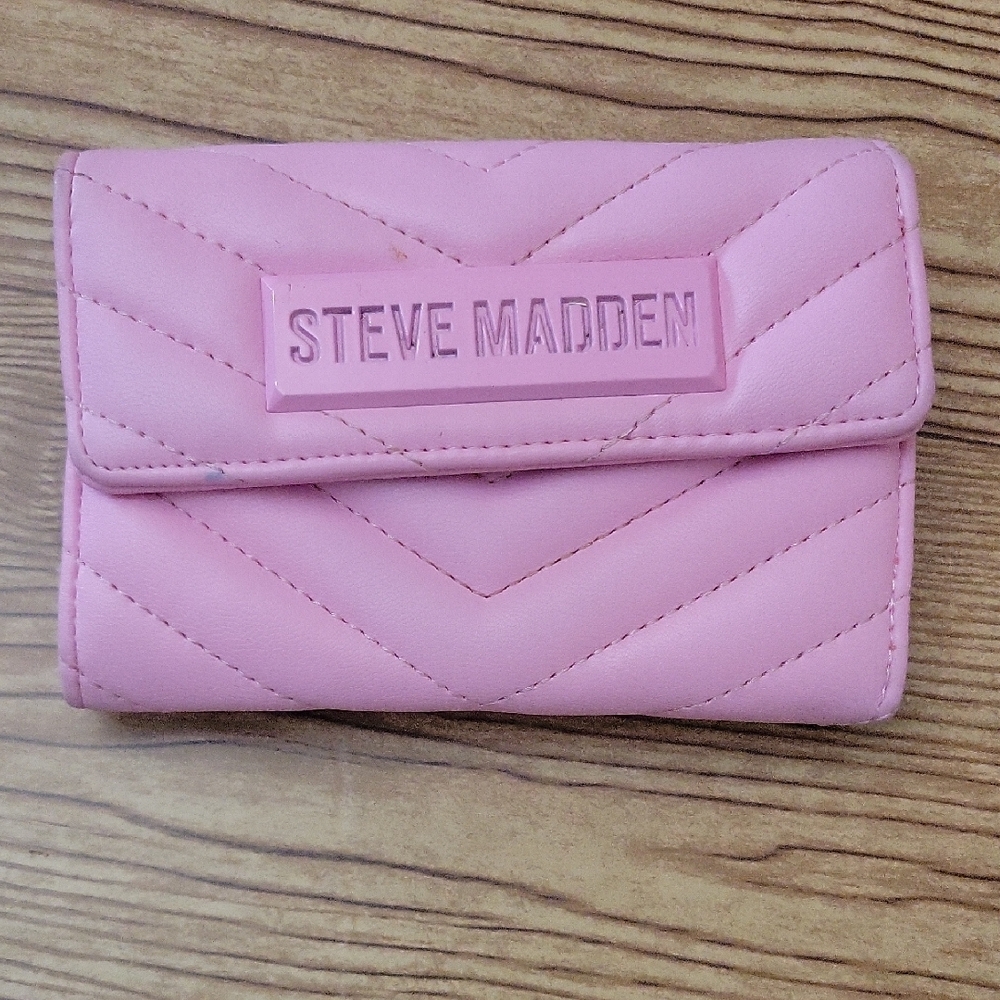 Steve Madden Light Pink Quilted Wallet